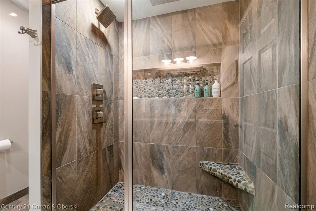 main property photo 65