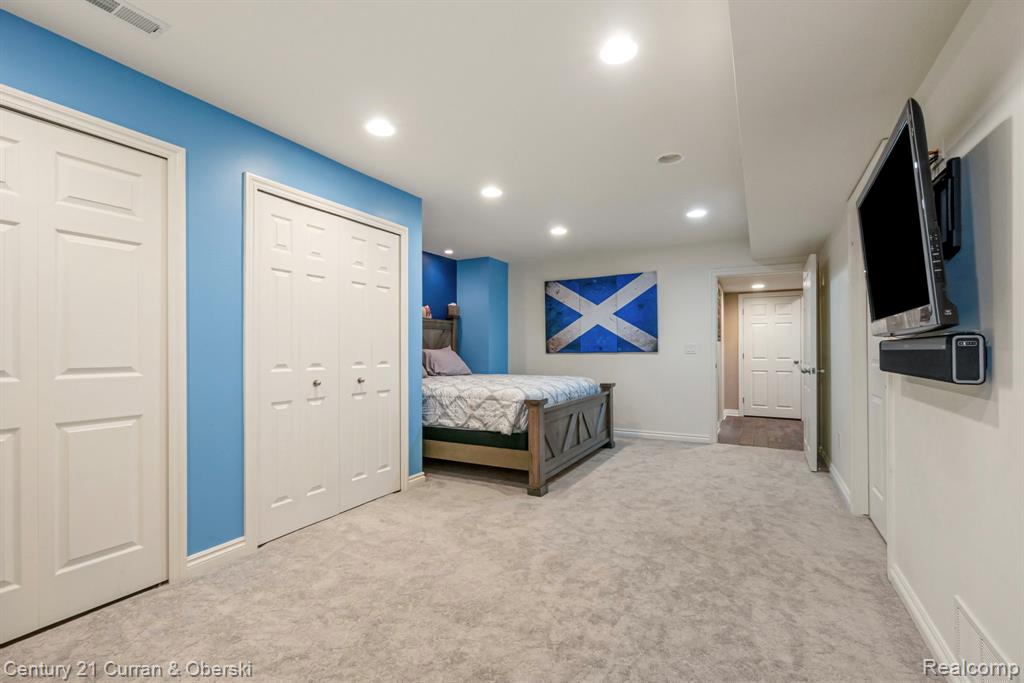 main property photo 67