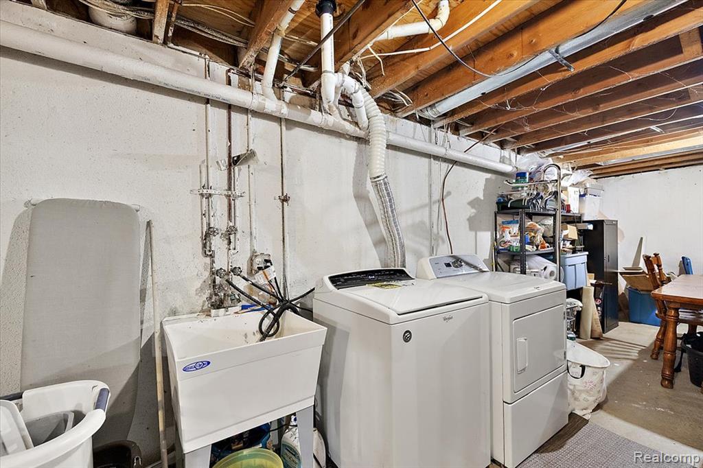 main property photo 47