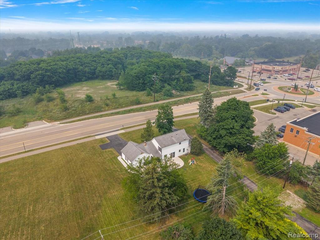 main property photo 59