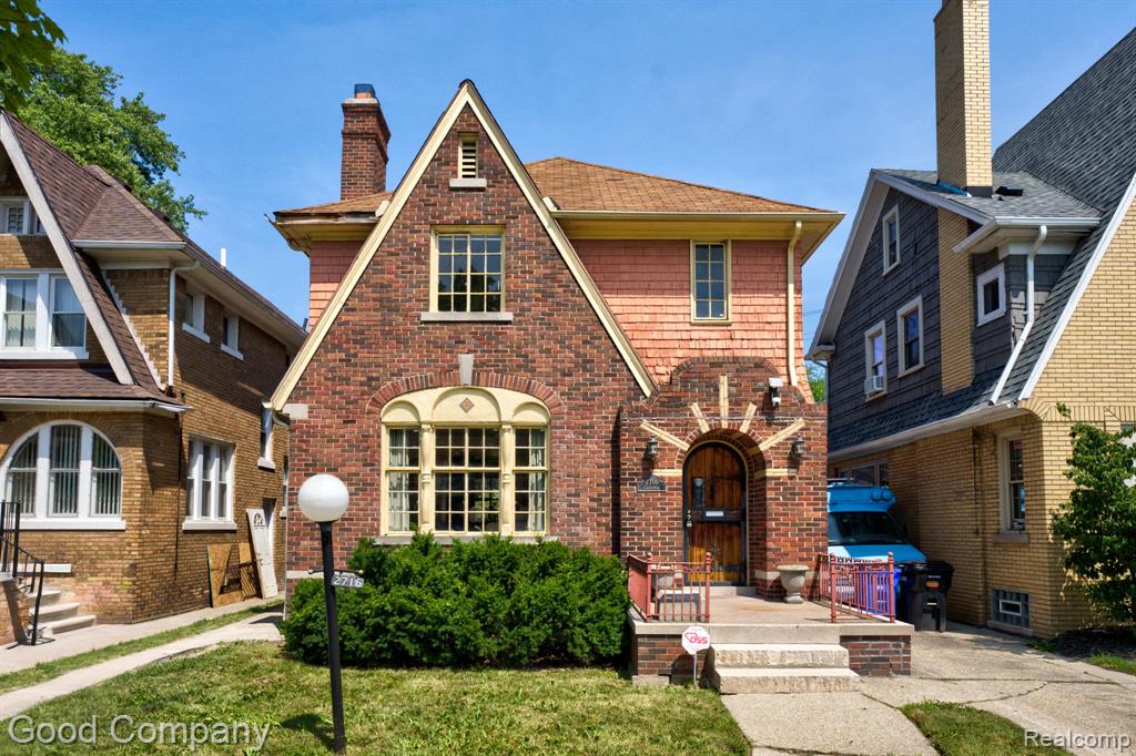 main property photo 53