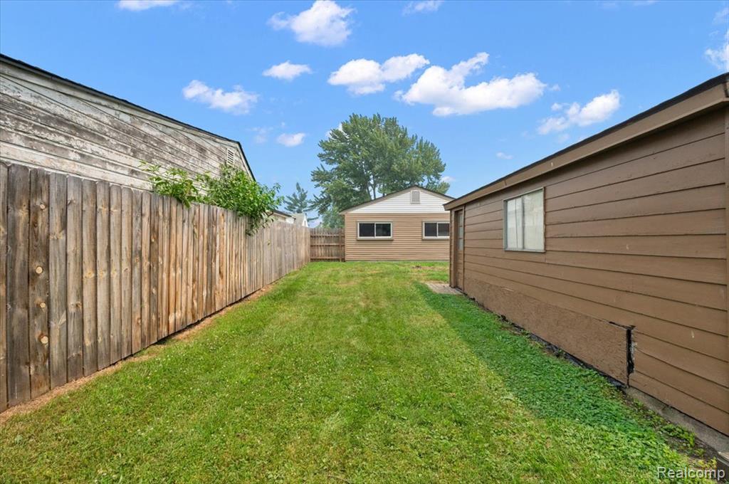 property viewer photo 27