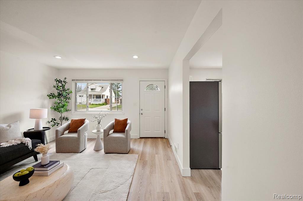 property viewer photo 5