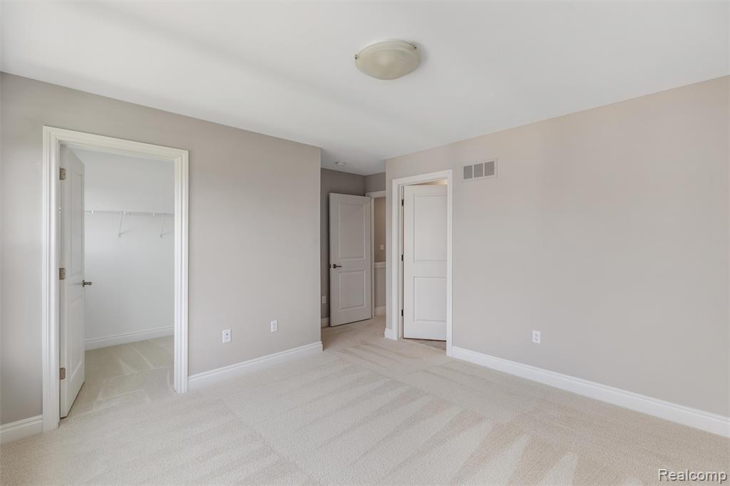 main property photo 87