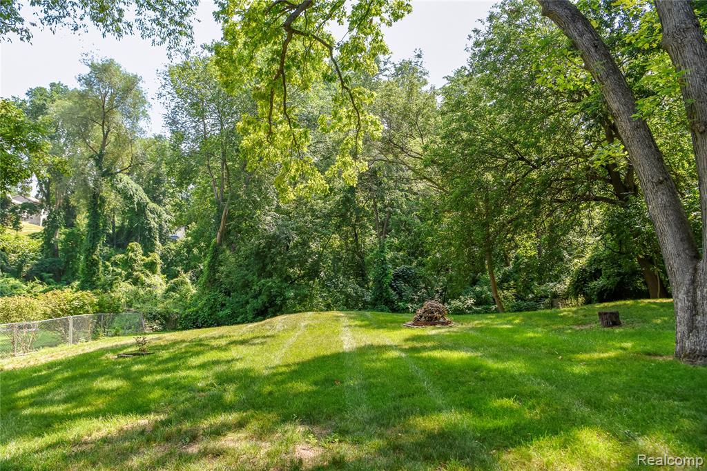 main property photo 52