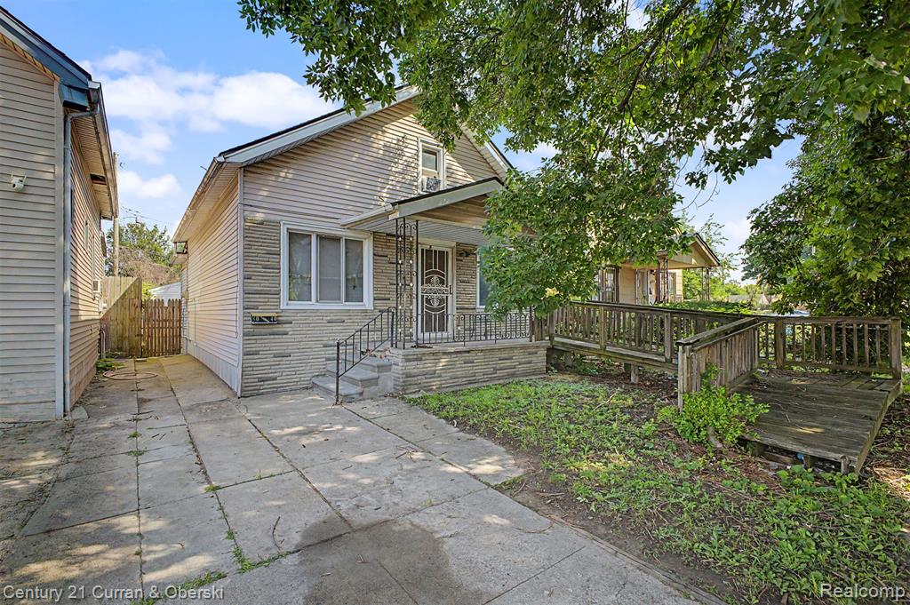 main property photo 29