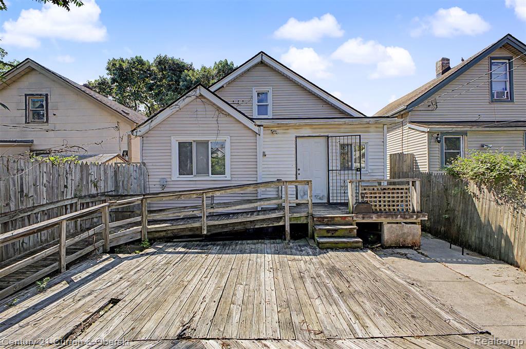main property photo 4