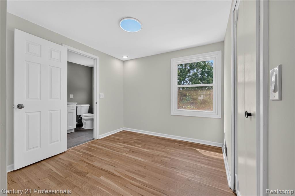 property viewer photo 29
