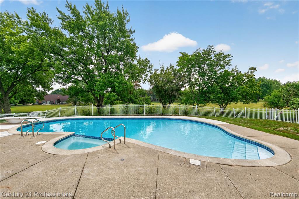 property viewer photo 61