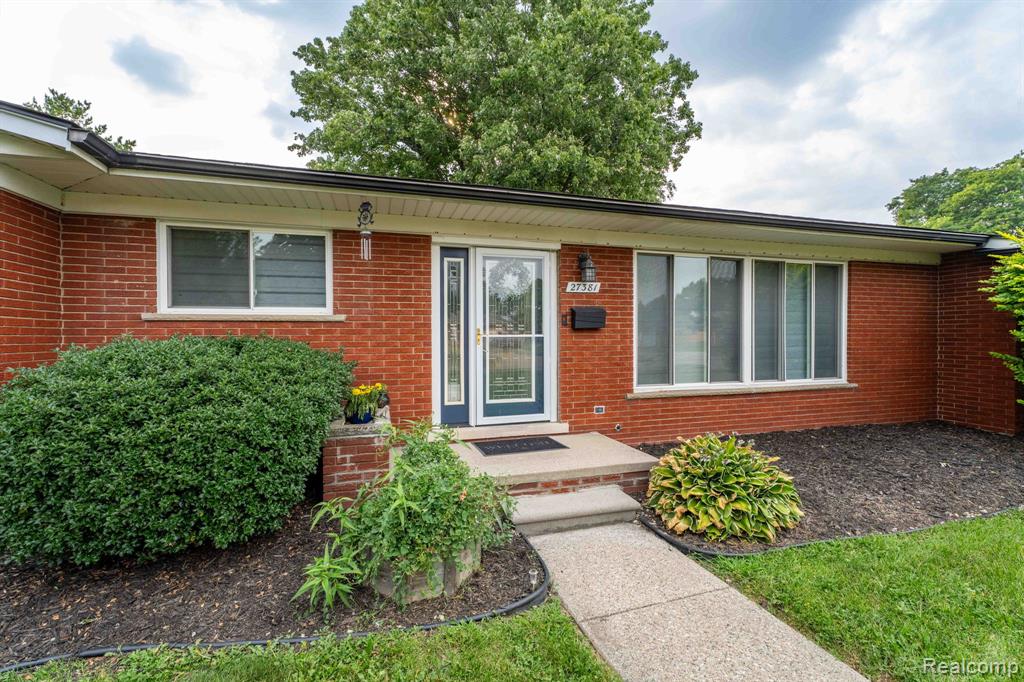 property viewer photo 2