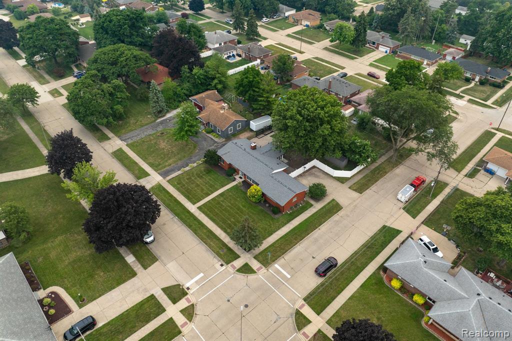property viewer photo 48