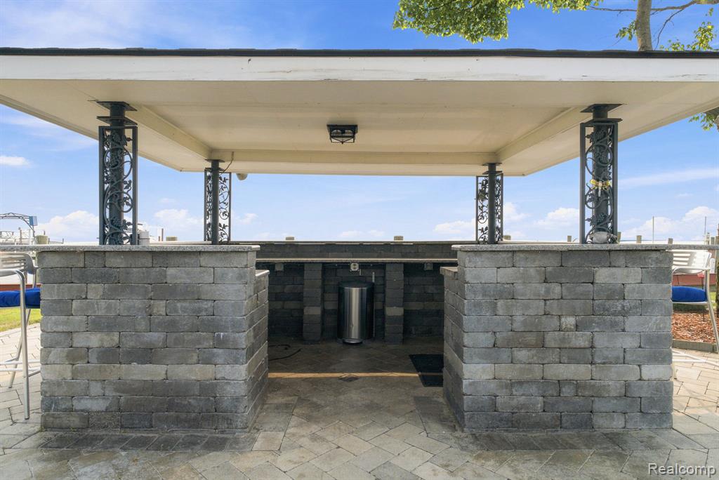 main property photo 54