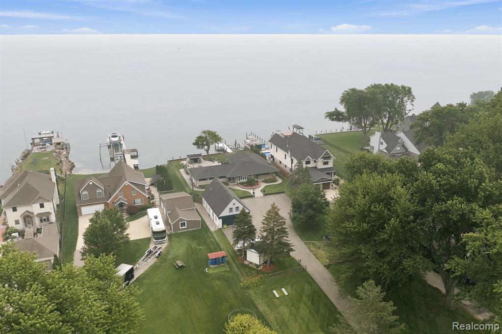 main property photo 67