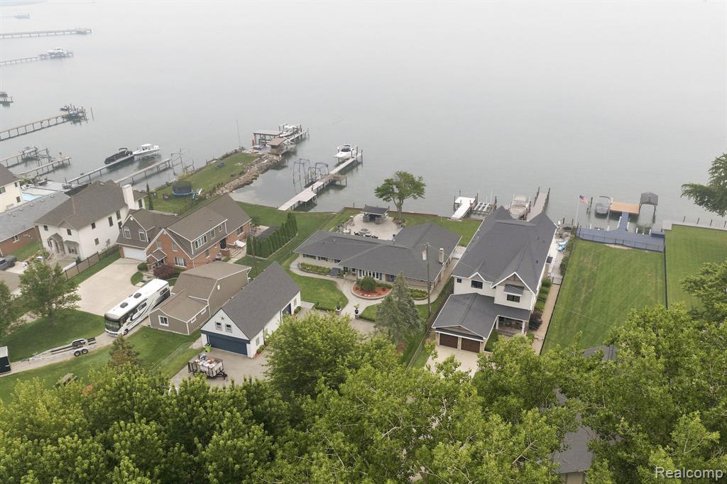 main property photo 68