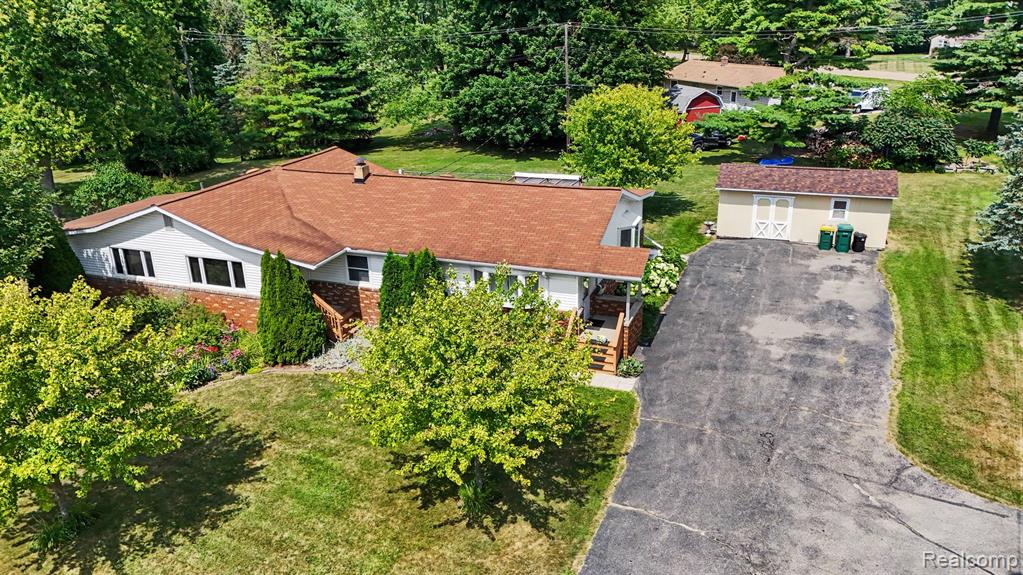 main property photo 26