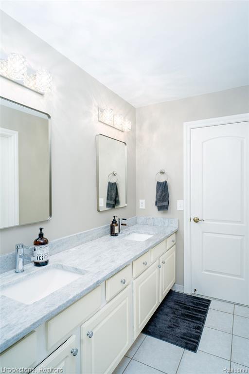 main property photo 53