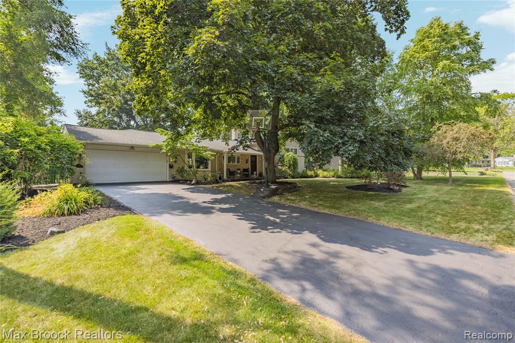 main property photo 52