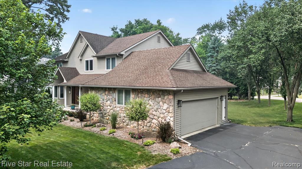 main property photo 47