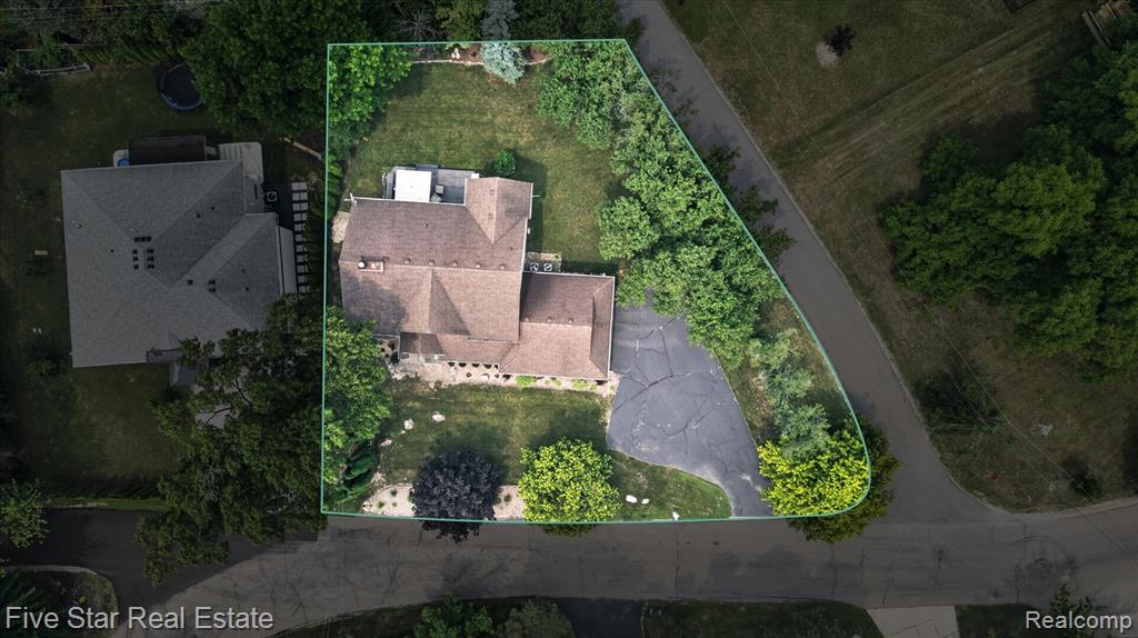 main property photo 58