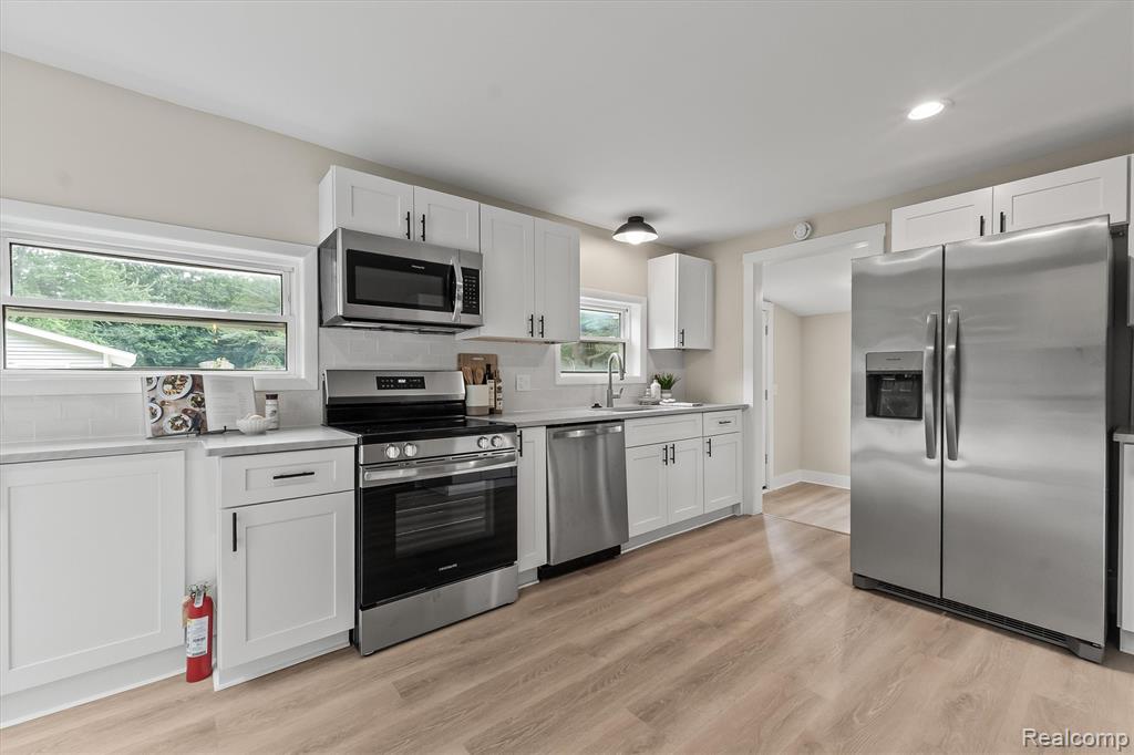 property viewer photo 13