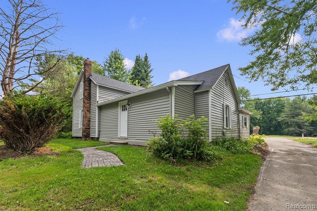 property viewer photo 2