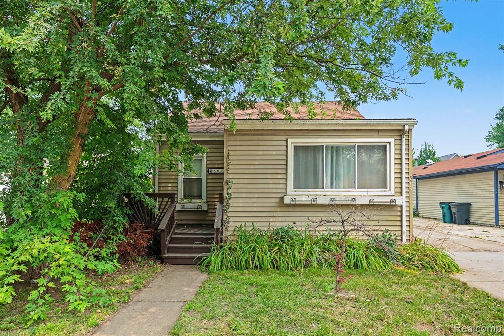 main property photo 21