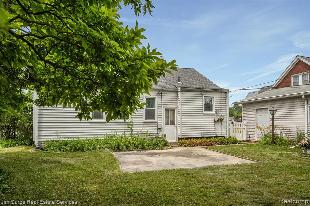main property photo 3
