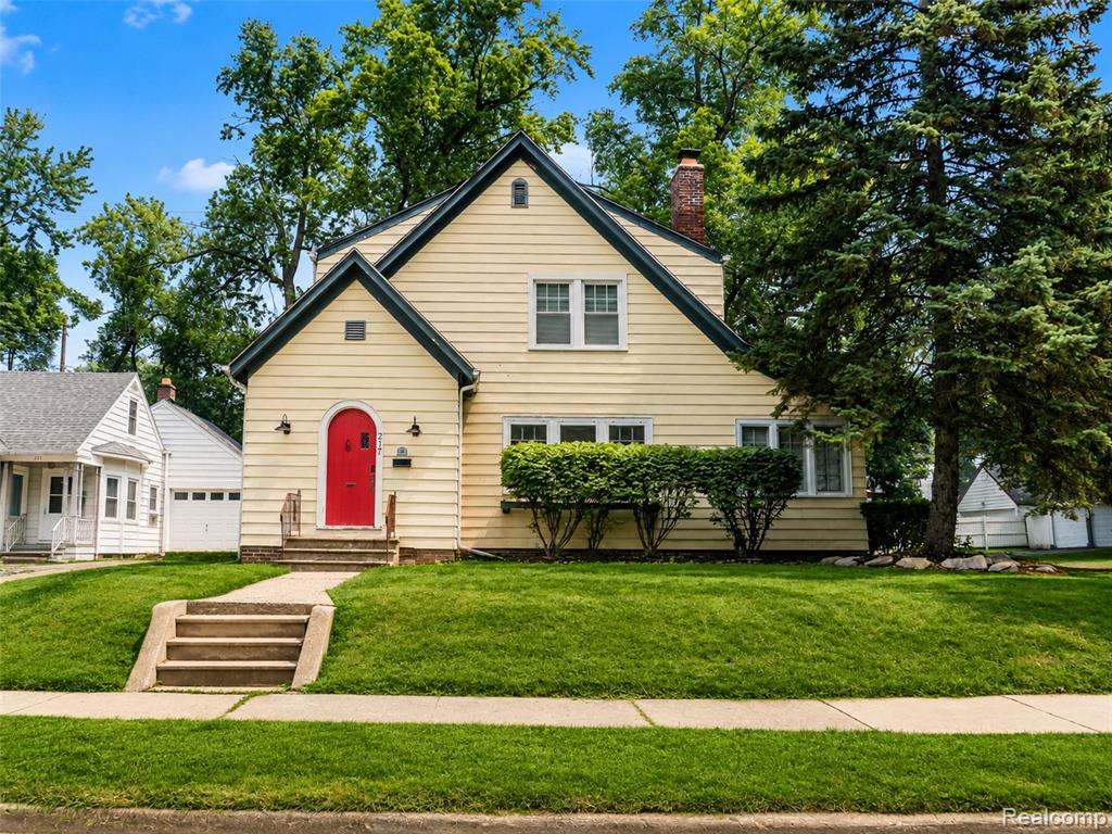 main property photo 5