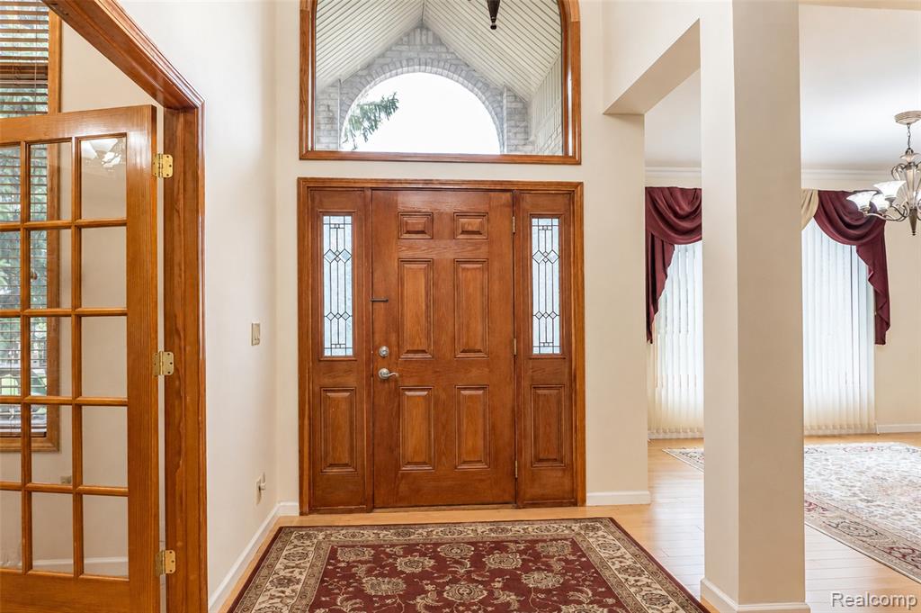 main property photo 10