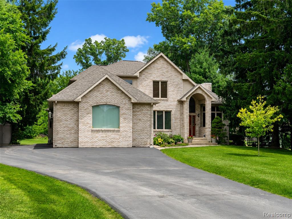 main property photo 7