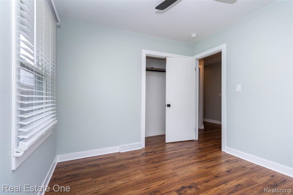 property viewer photo 24