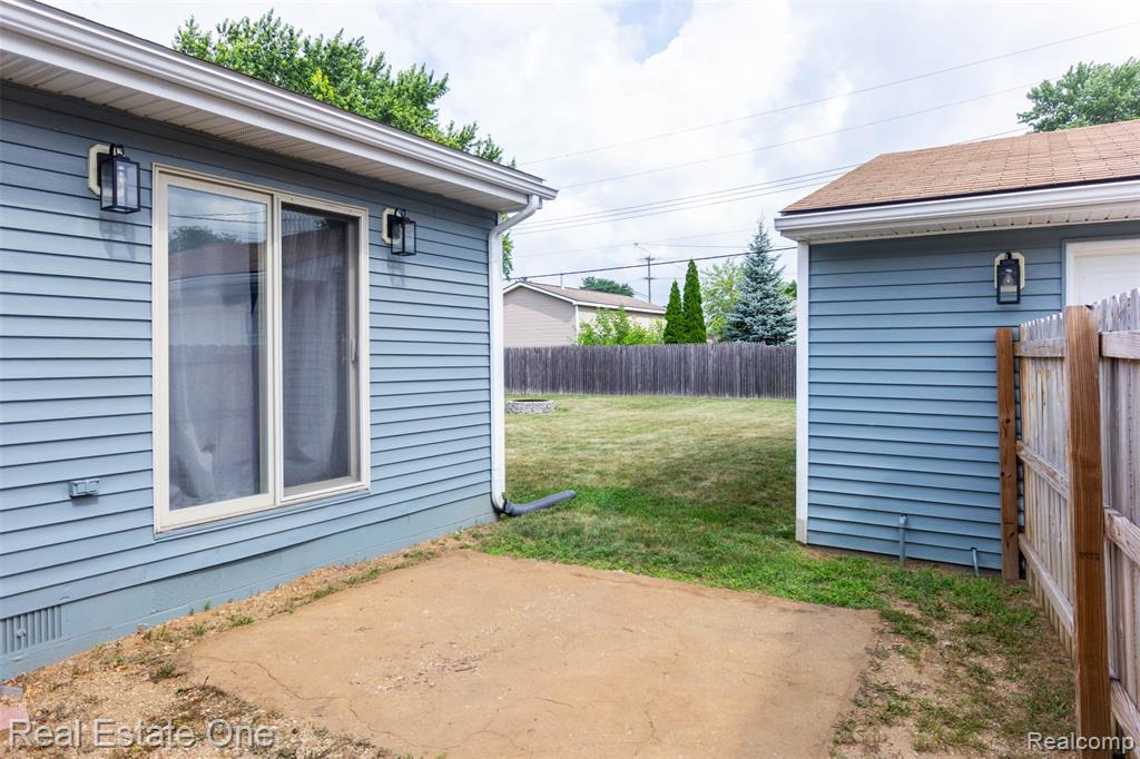property viewer photo 30