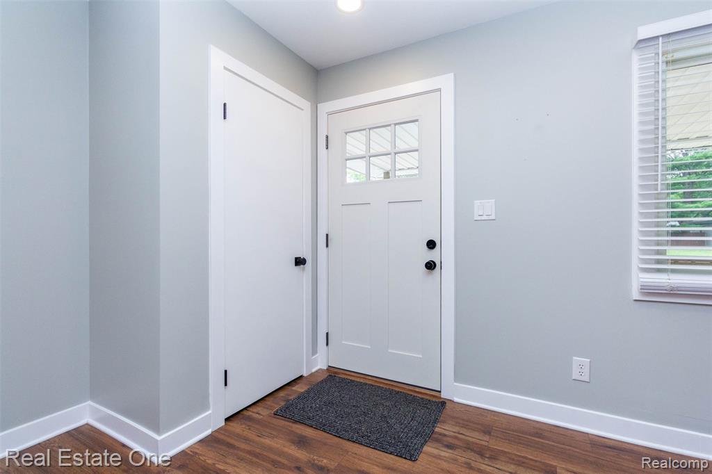 property viewer photo 4