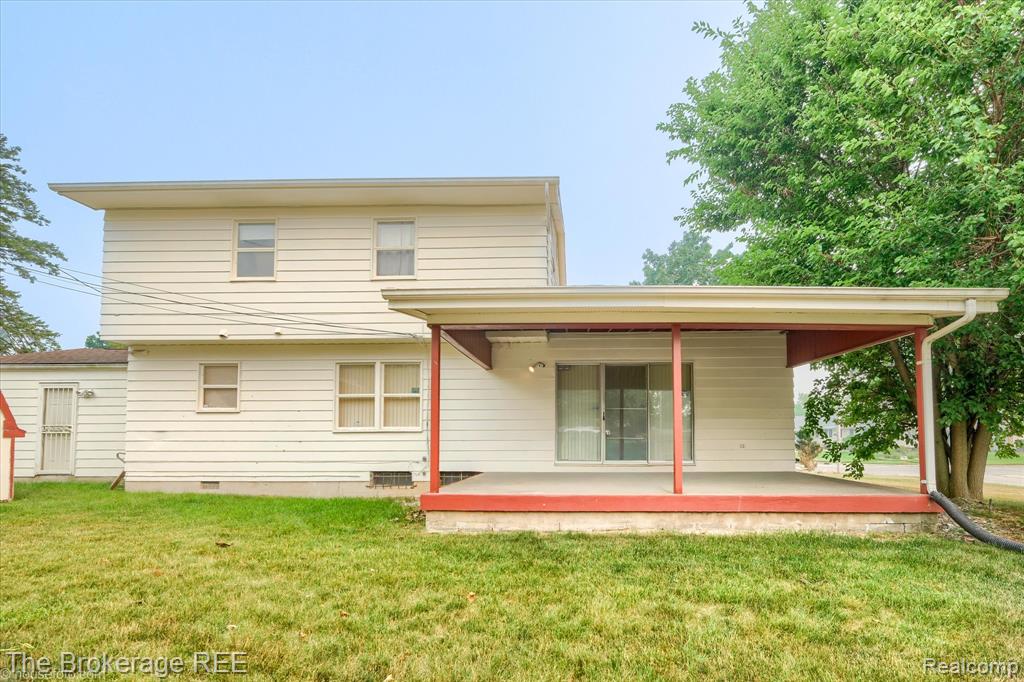 main property photo 36