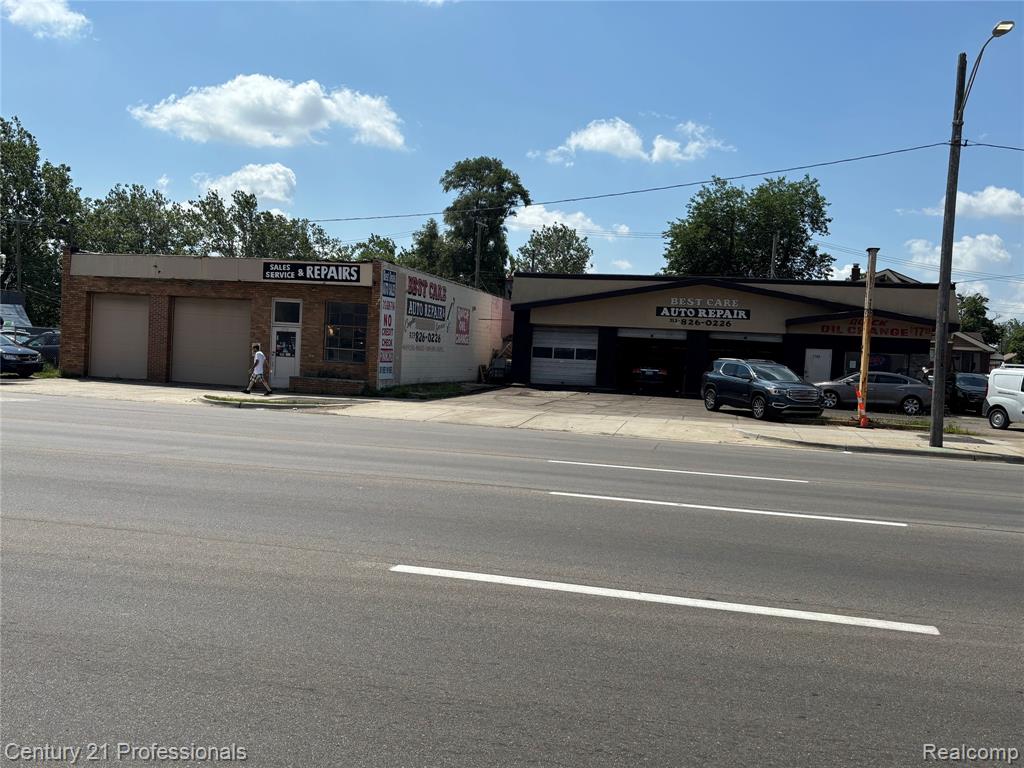 main property photo 5
