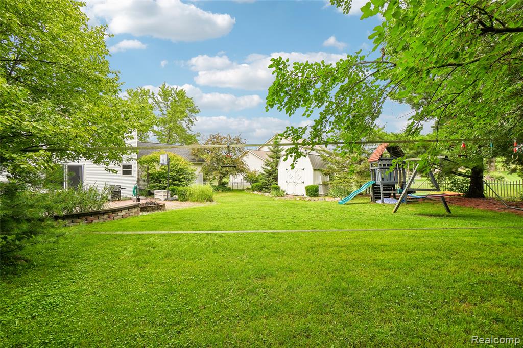 property viewer photo 47