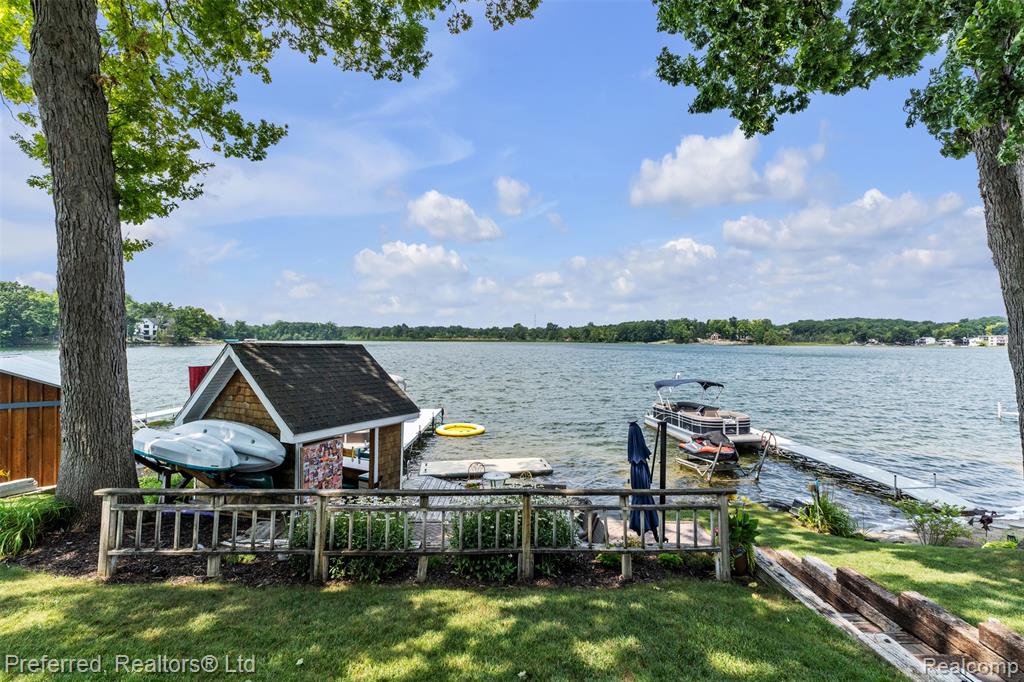 main property photo 72