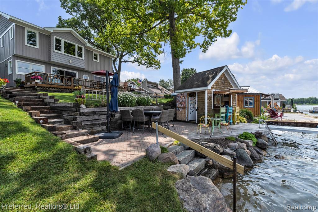 main property photo 73