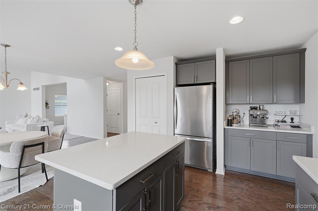 property viewer photo 16