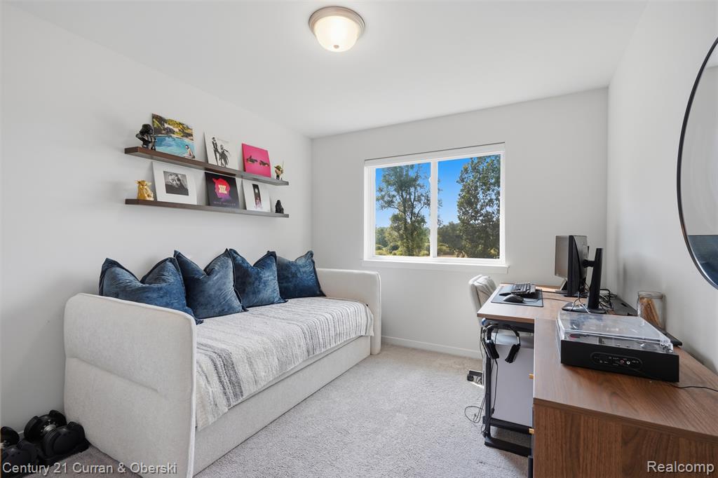 property viewer photo 27