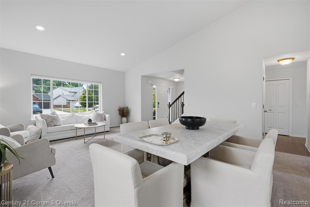 property viewer photo 6
