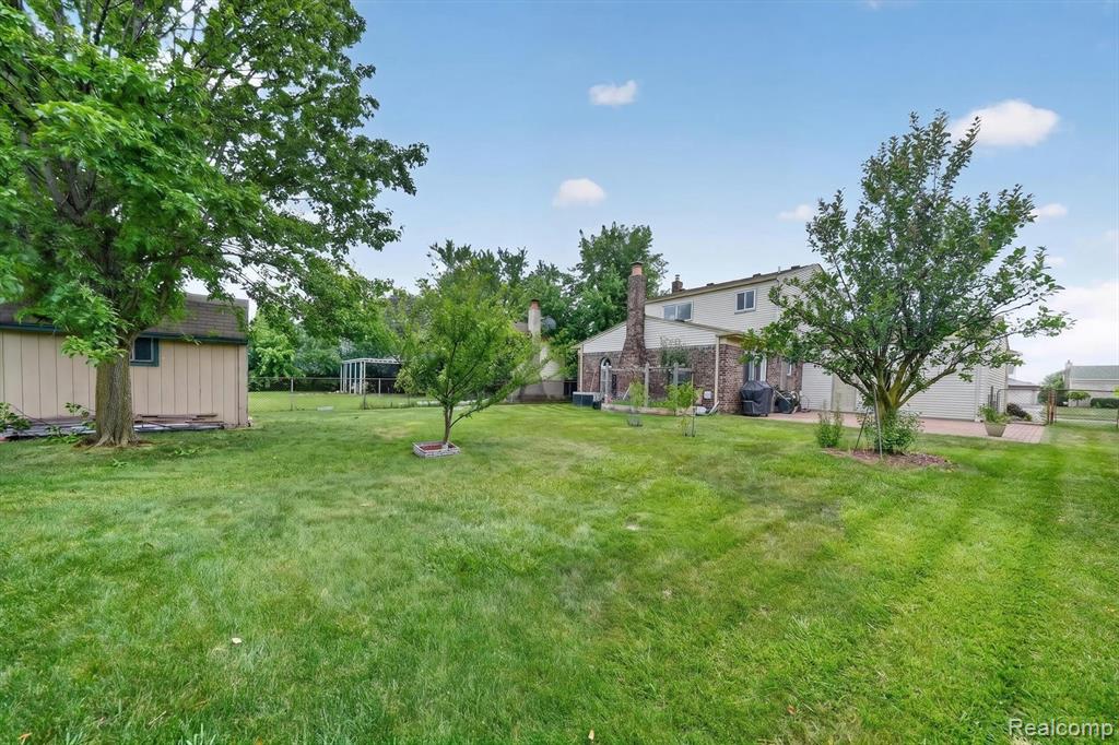 main property photo 43