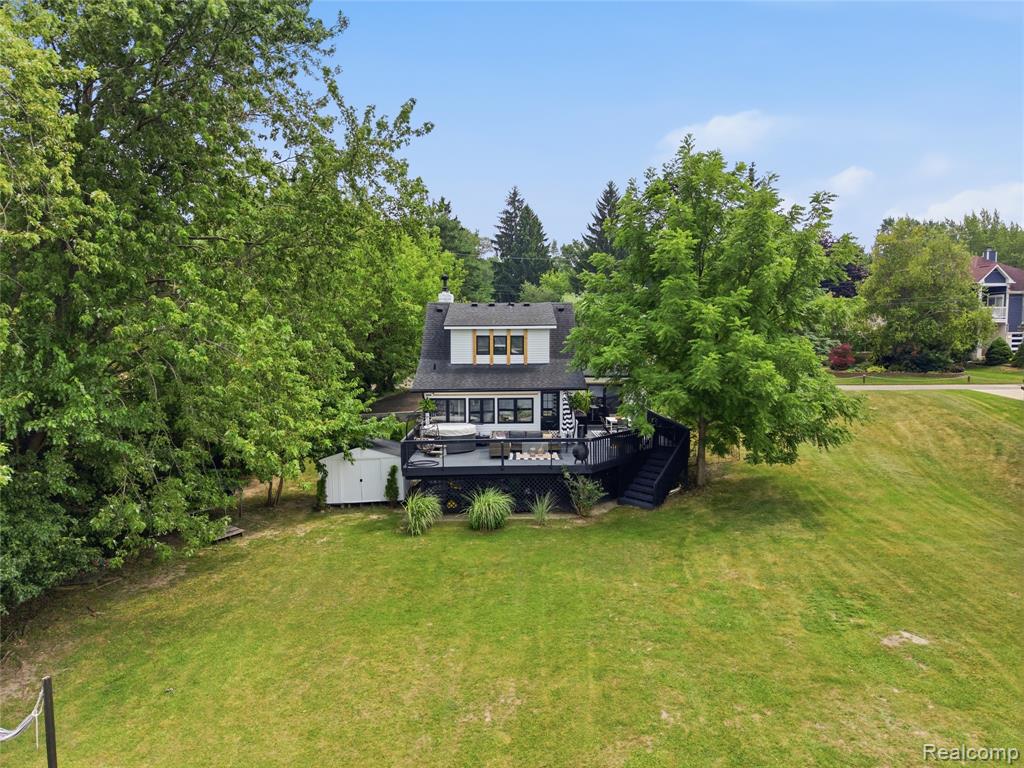 main property photo 6