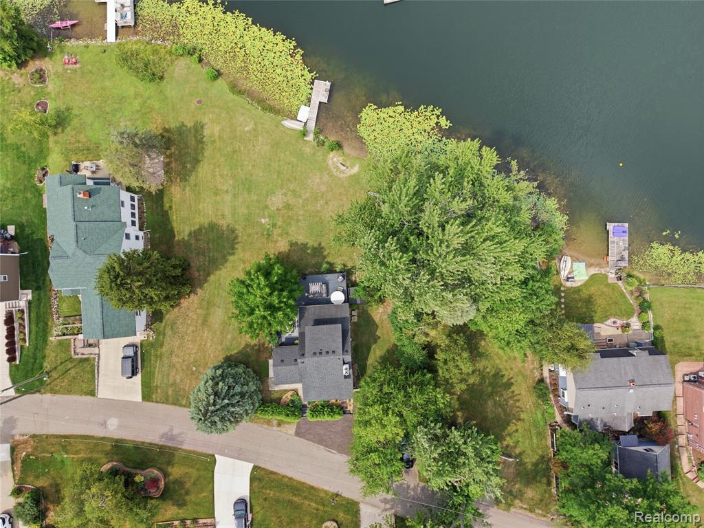 main property photo 60