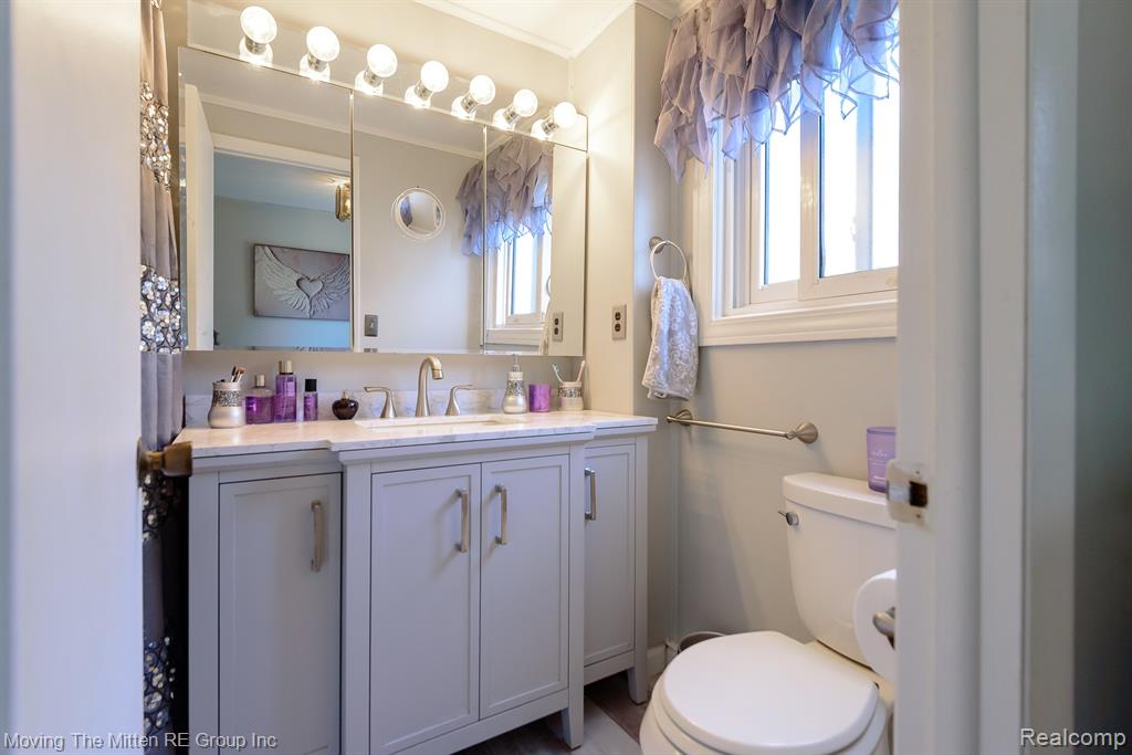 property viewer photo 24