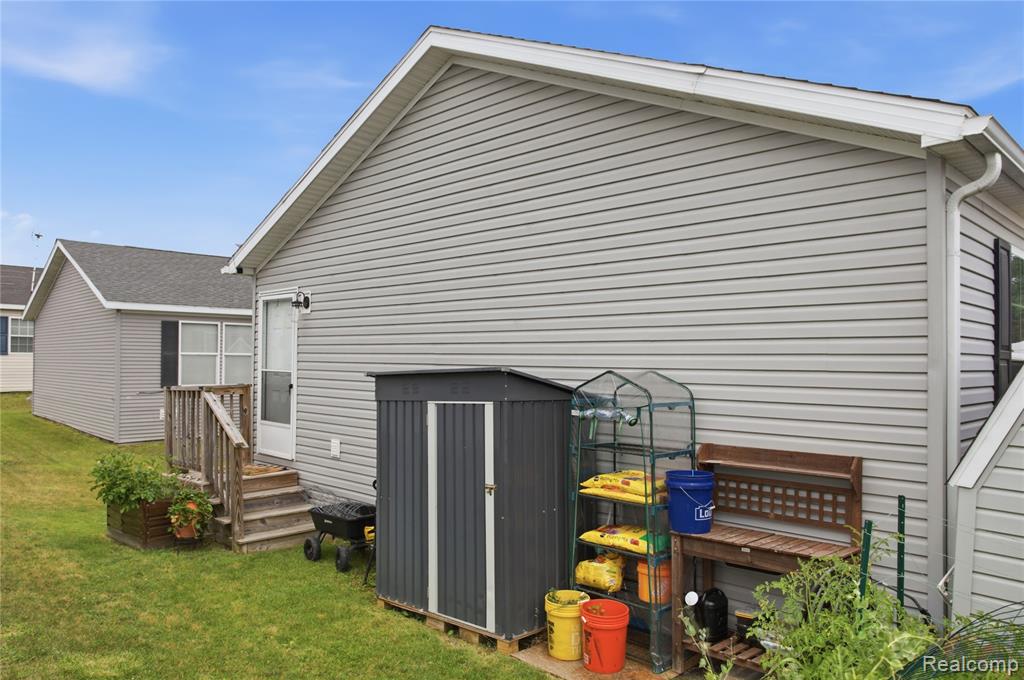 main property photo 39