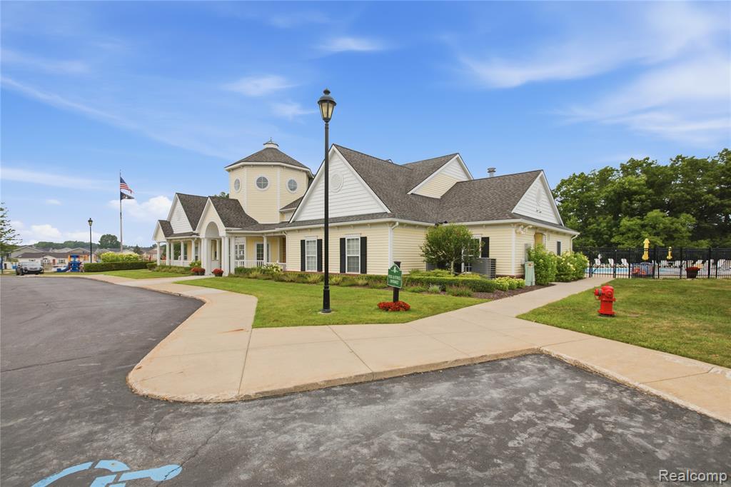 main property photo 50
