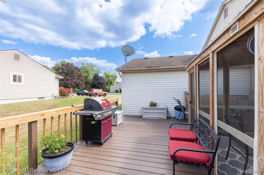 main property photo 7