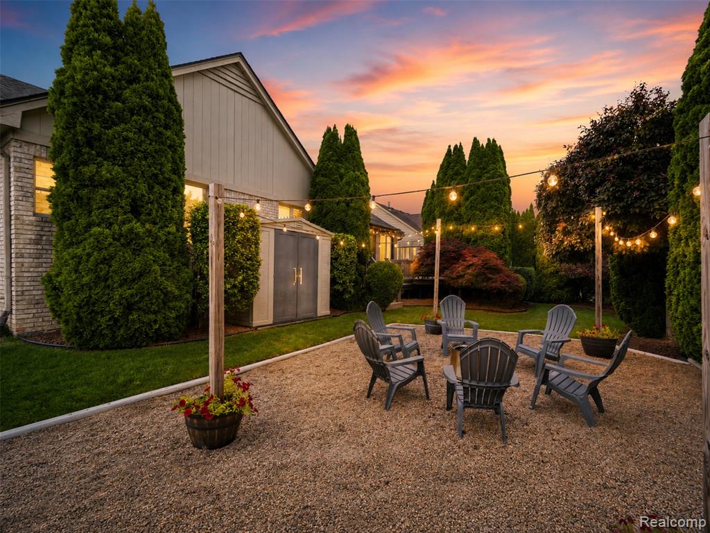 main property photo 45