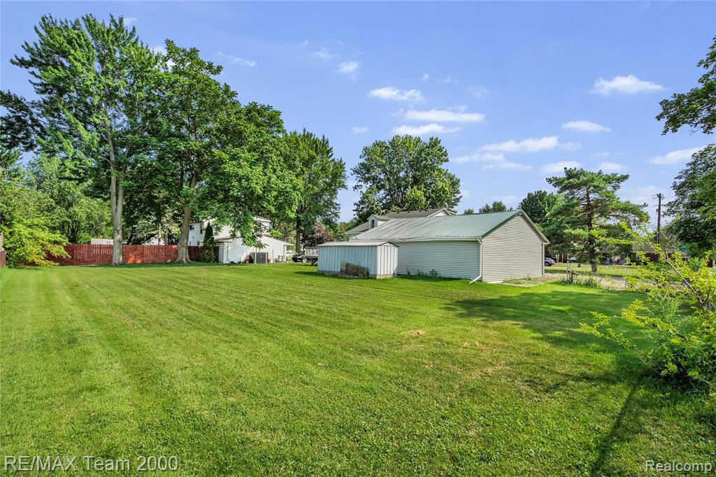 main property photo 47